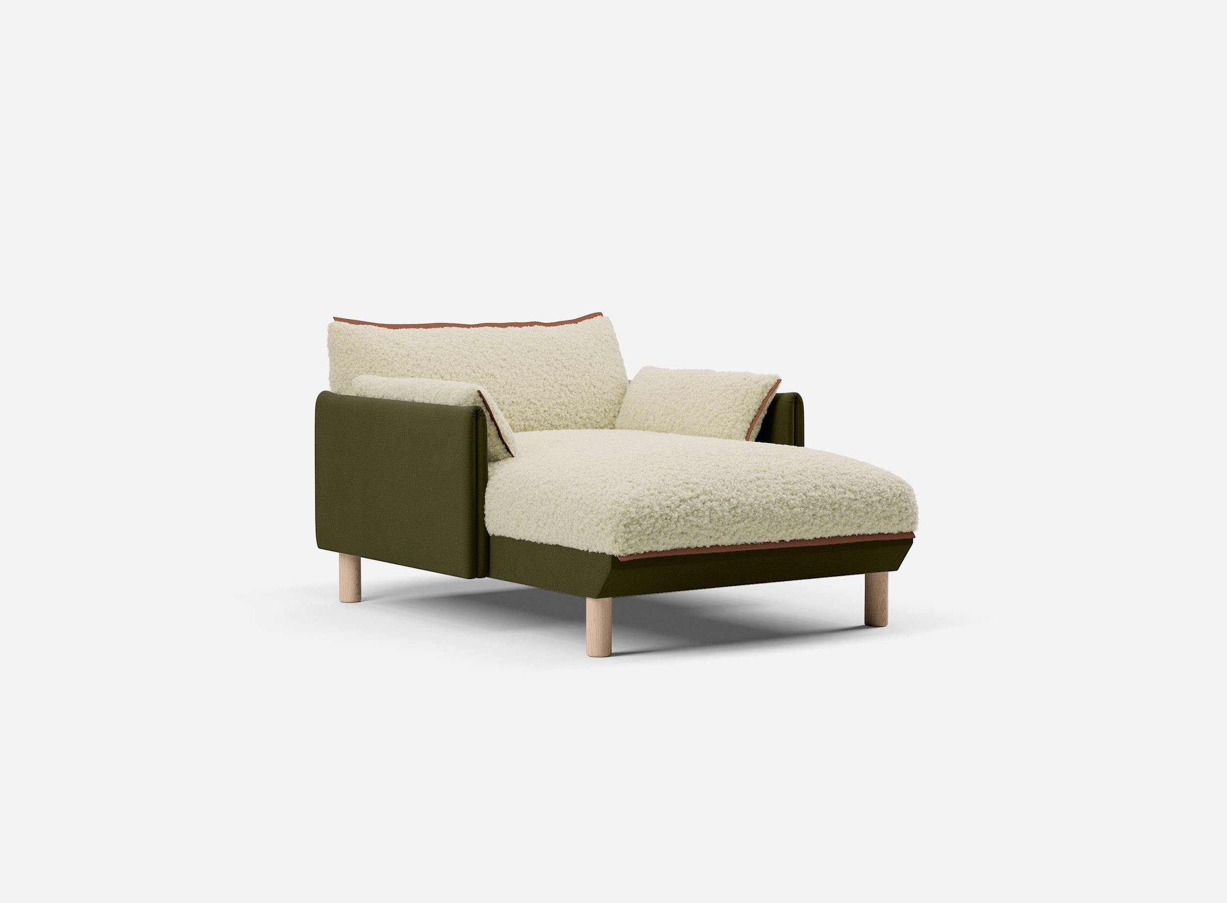 1.5 Seater Chaise Sofa | Cotton Meadow - Cozmo @ Cream Fleece Jacket | Brick Trim